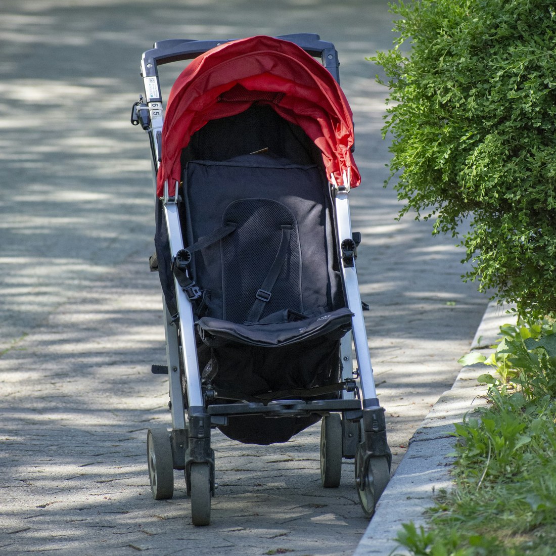 Dune Glide travel stroller